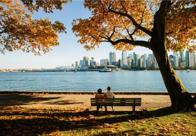 在加拿大西海岸，拥抱秋日限定美好